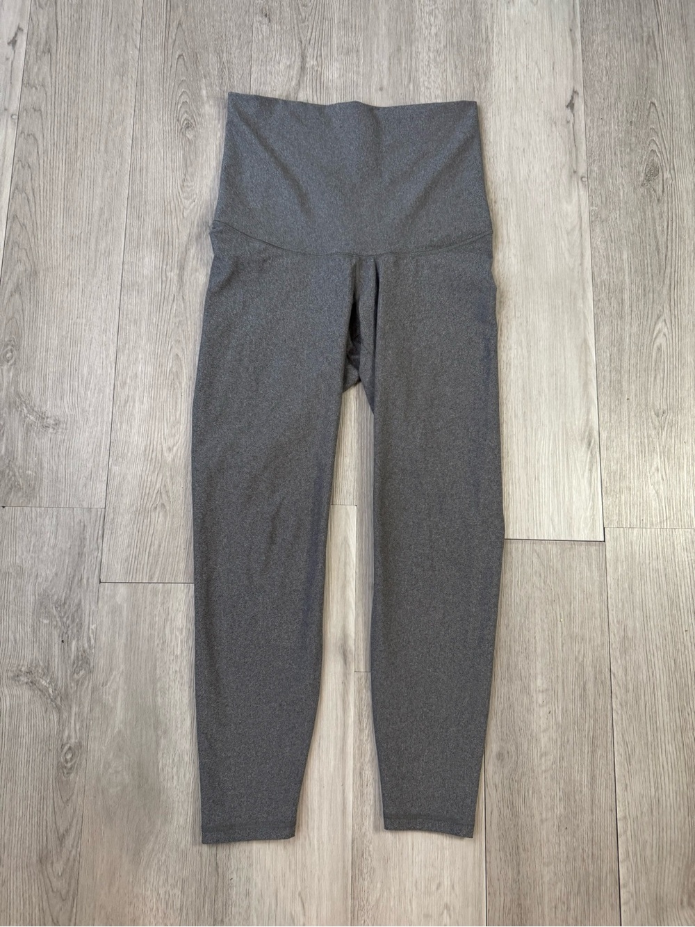 Old Navy Active Power soft Extra High Rise Leggings Women’s Size M Gray